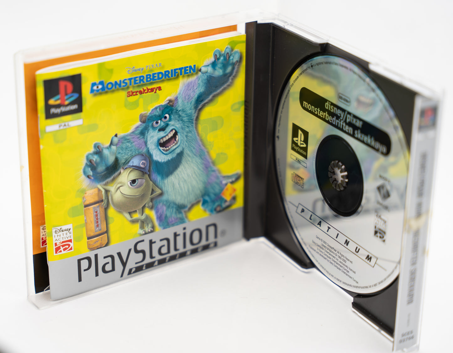Monsterbedriften: Skrekkøya [Platinum] - PlayStation 1