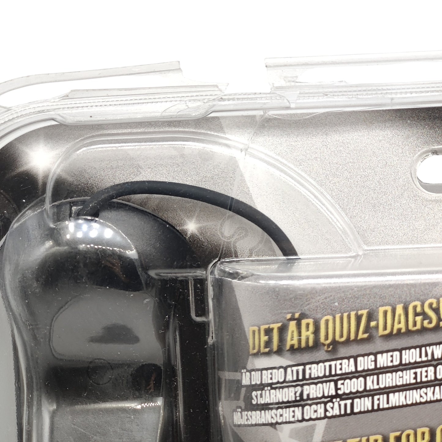 Forseglet pakke: "Buzz! The Hollywood Quiz" + 4 stk. kontrollere - PlayStation 2